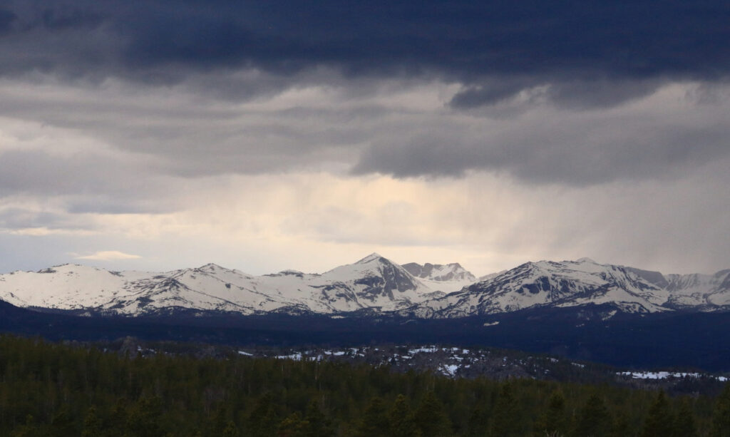 dark clouds from wild iris wy